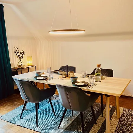 Charmante Stadtwohnung Mit Blick Ins Gruene Apartment